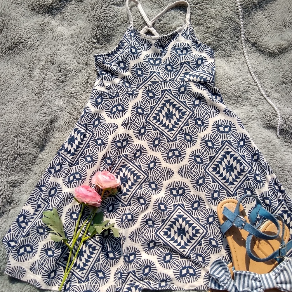 Blue and cream Old Navy girls sun dress size 6-7